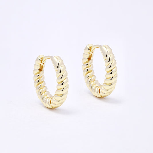 PYE7215 - Premium brass 16mm x 17.5mm x 4mm twisted hoop earring