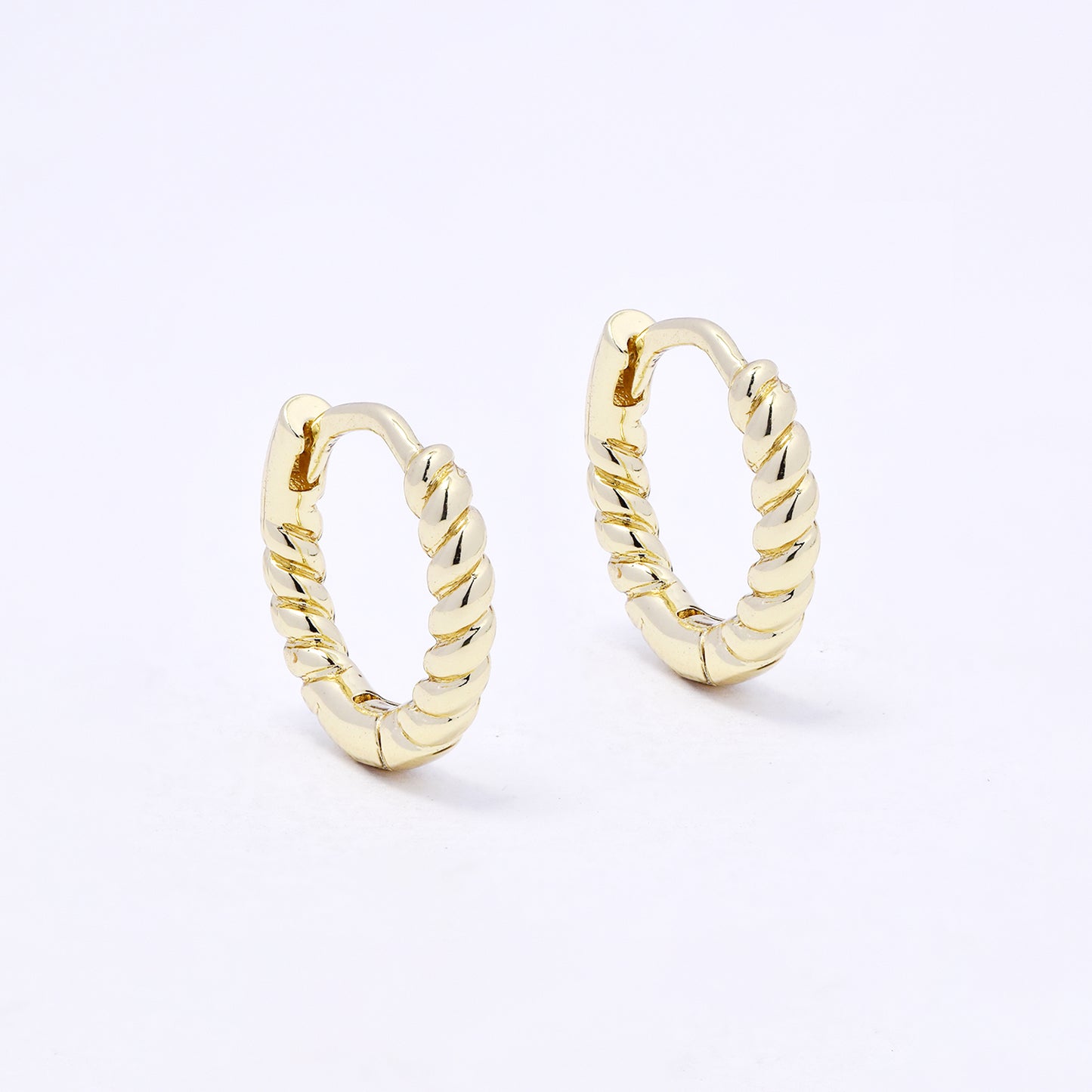 PYE7217 - Premium brass 15mm x 2.5mm twisted hoop earring