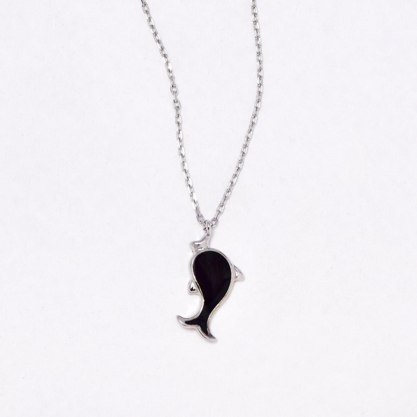 SGN940 - 925 Silver Enamel Whale Necklace