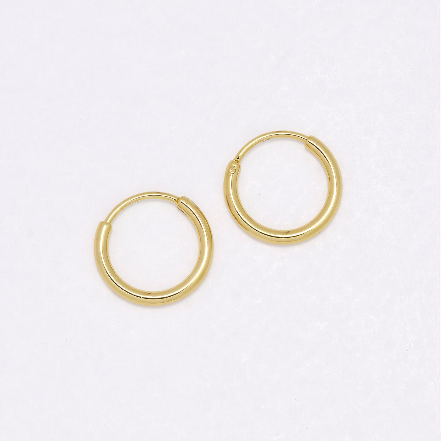 SLP-G-1.6MM - Steel 1.6mm wide sleeper hoop with a continuous curved post