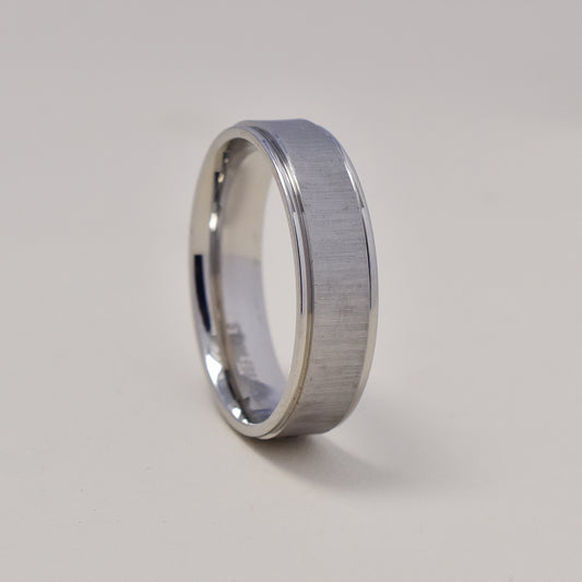 Buy 1 get 1 FREE - Stainless steel matt band ring   Size T - SSGR9458