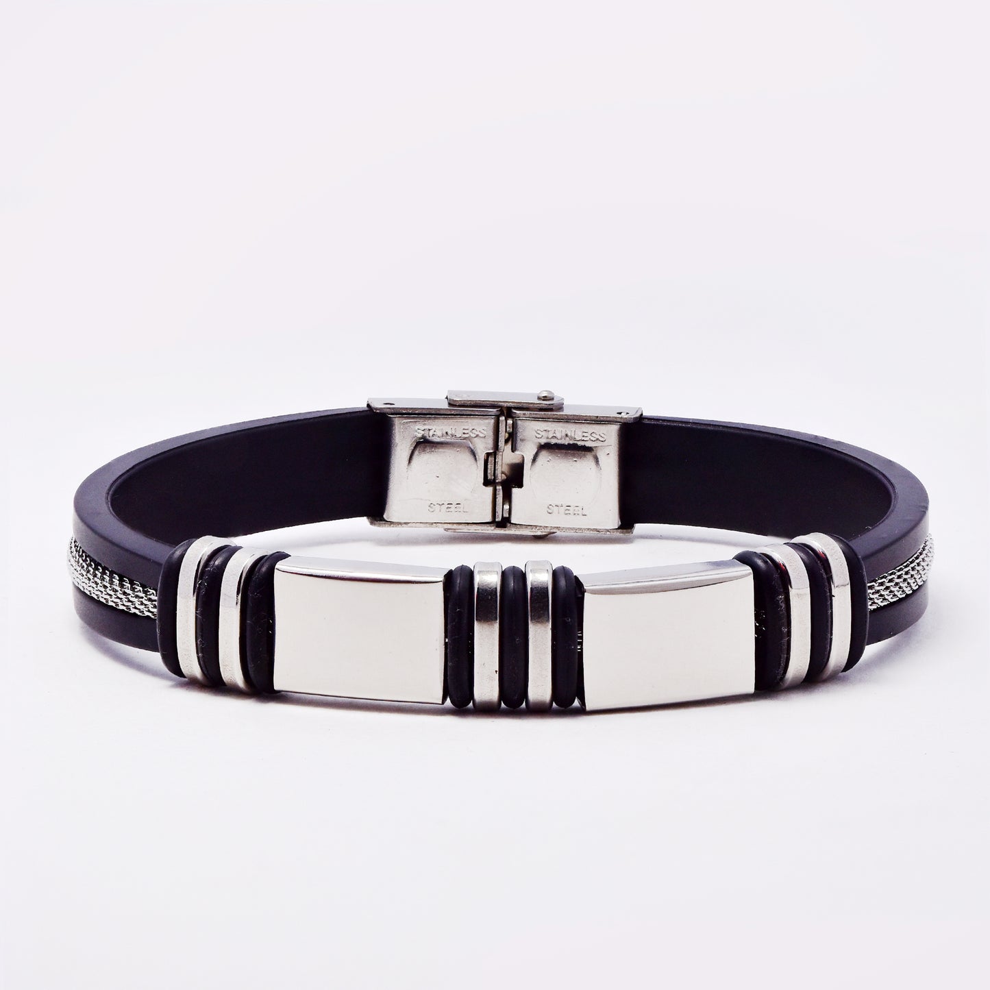 SSMB3182 - Steel 22.5cm x 9mm rubber bracelet with mesh center