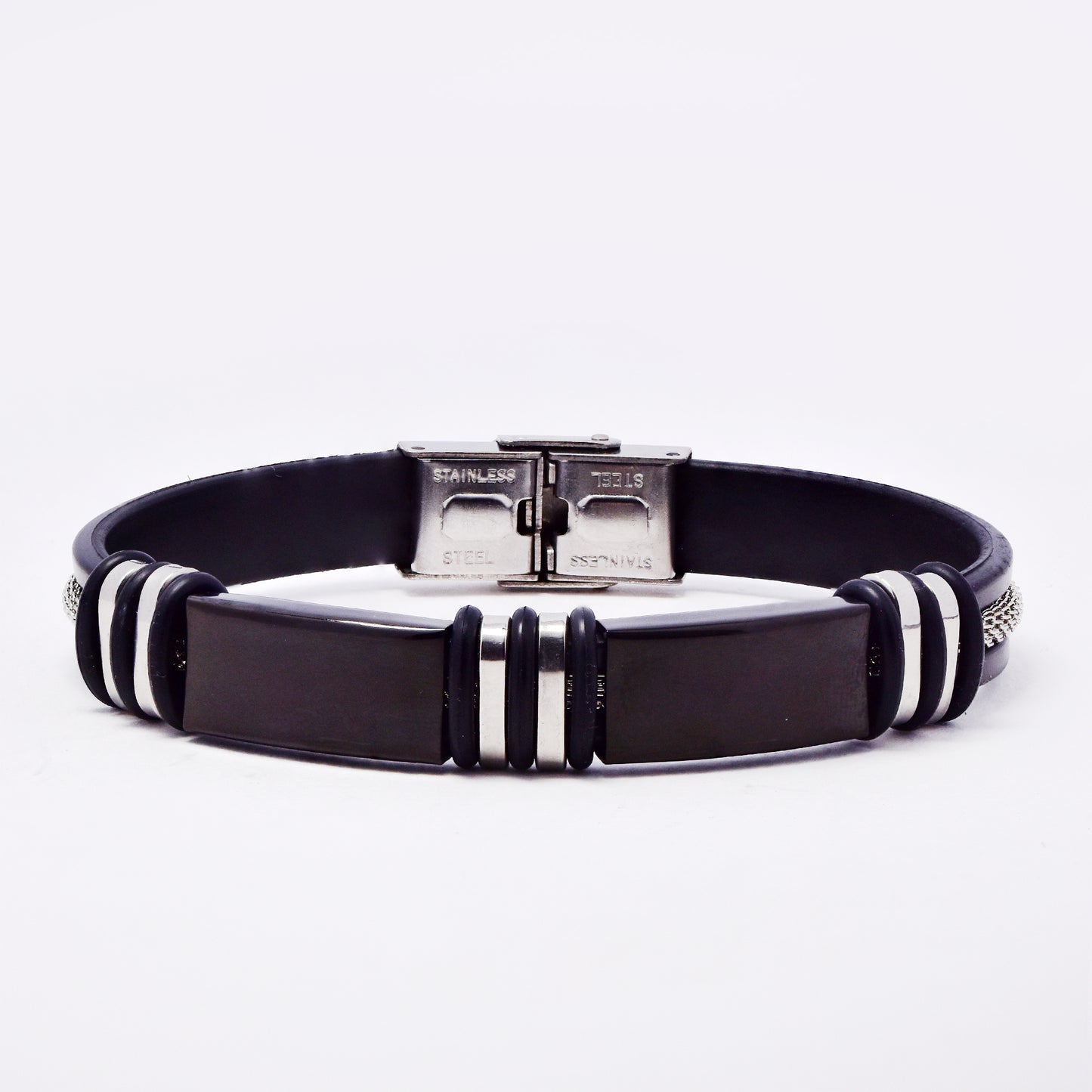 SSMB3184 - Steel 22.5cm x 10mm rubber mesh detailed bracelet