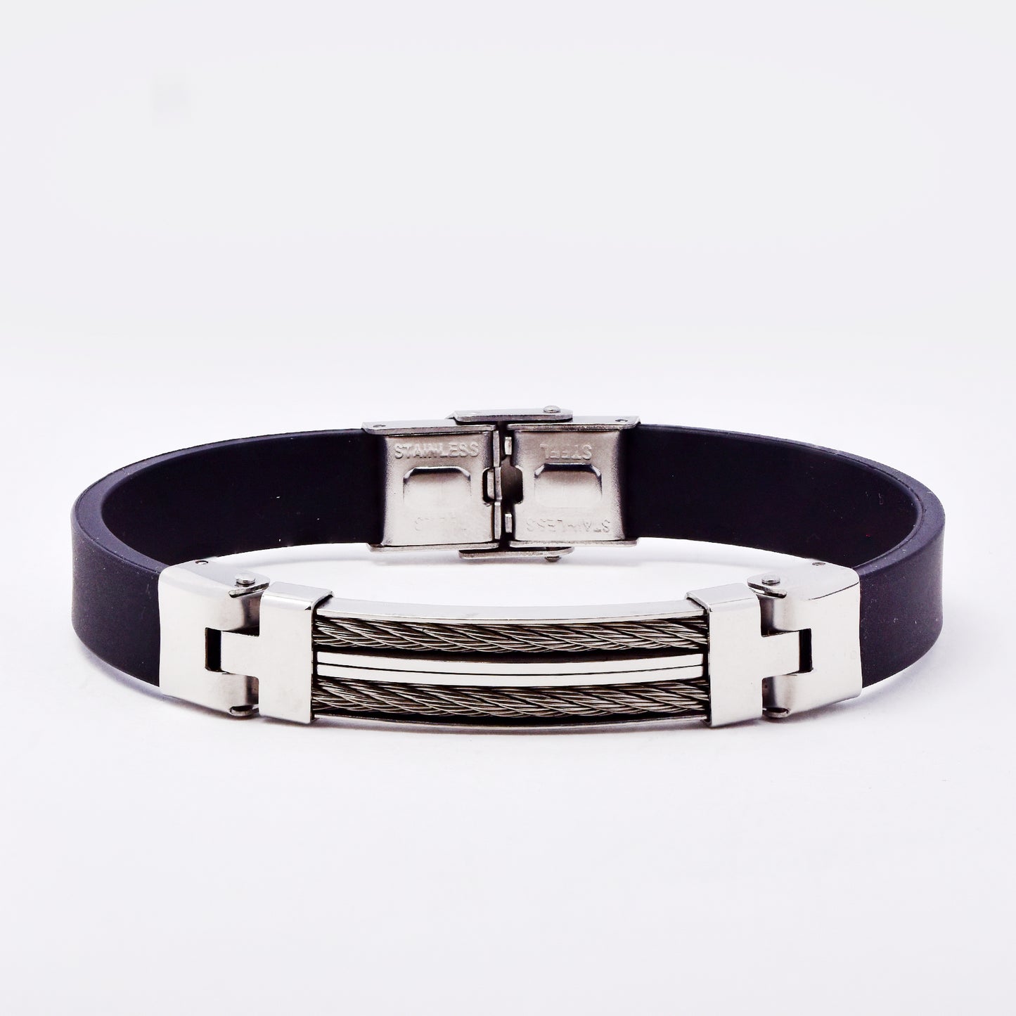 SSMB3191 - Steel 22.5cm x 10mm rubber bracelet with cable design