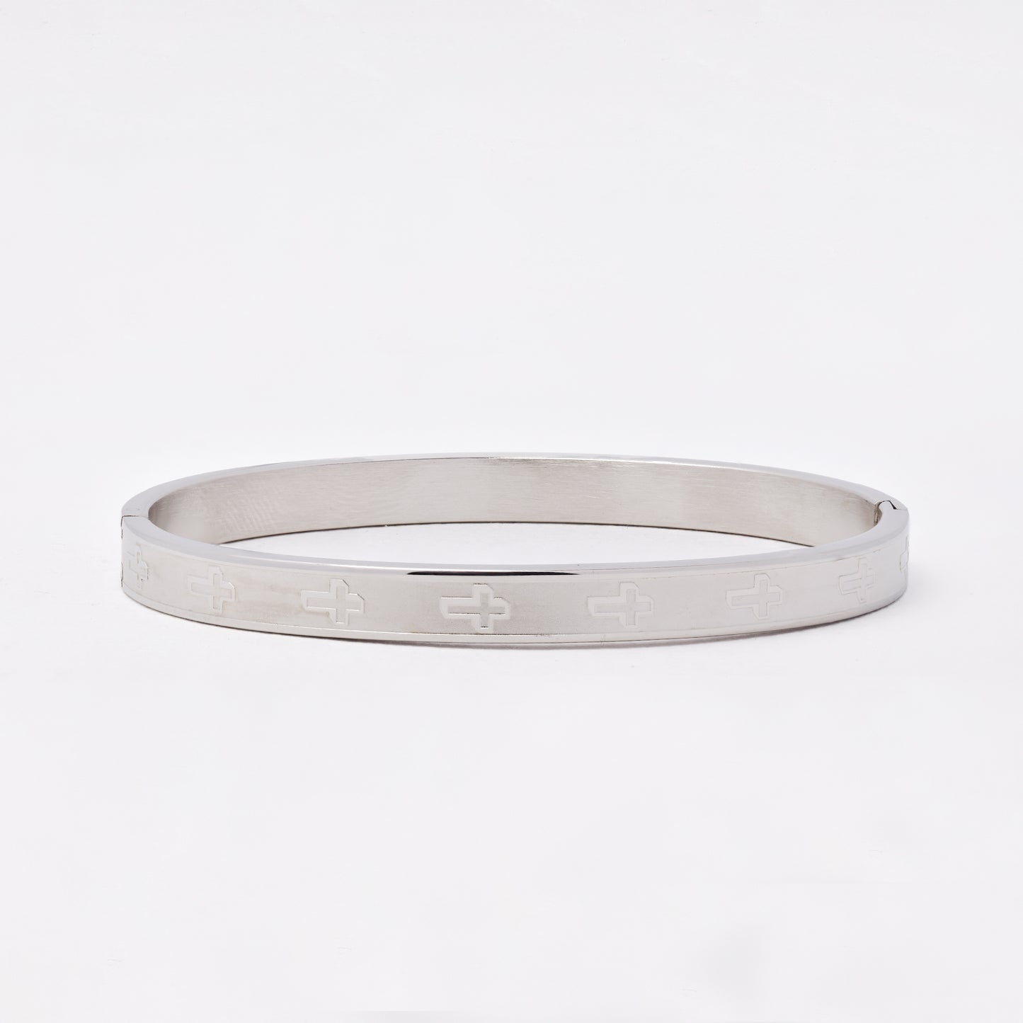 SSMB3223 - Steel 59mm x 49mm x 6mm hinged cross bangle
