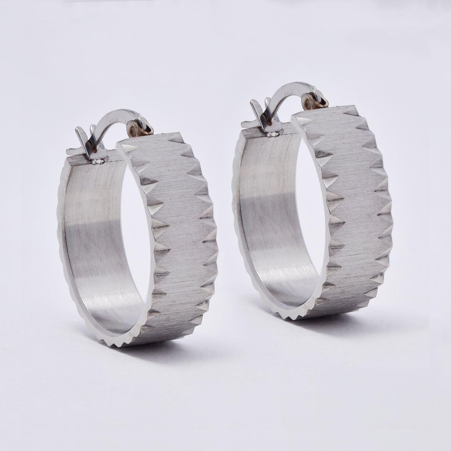 SSME3107 - Steel 24mm x 8mm brushed diamond cut edge hoops