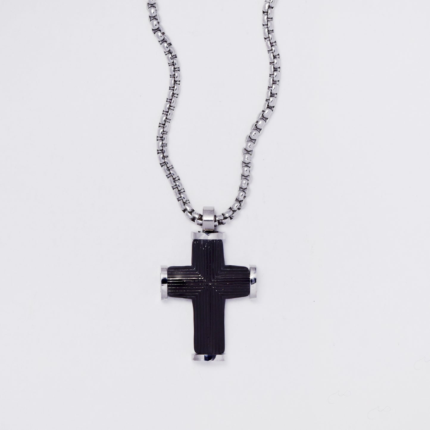 SSMN3382 - Steel 55cm x 2mm lined cross necklace