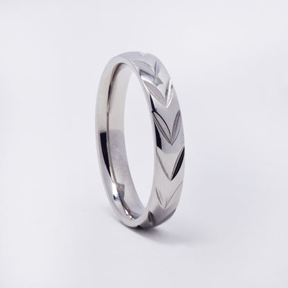 SSMR3087 - Steel 4mm chevron pattern band