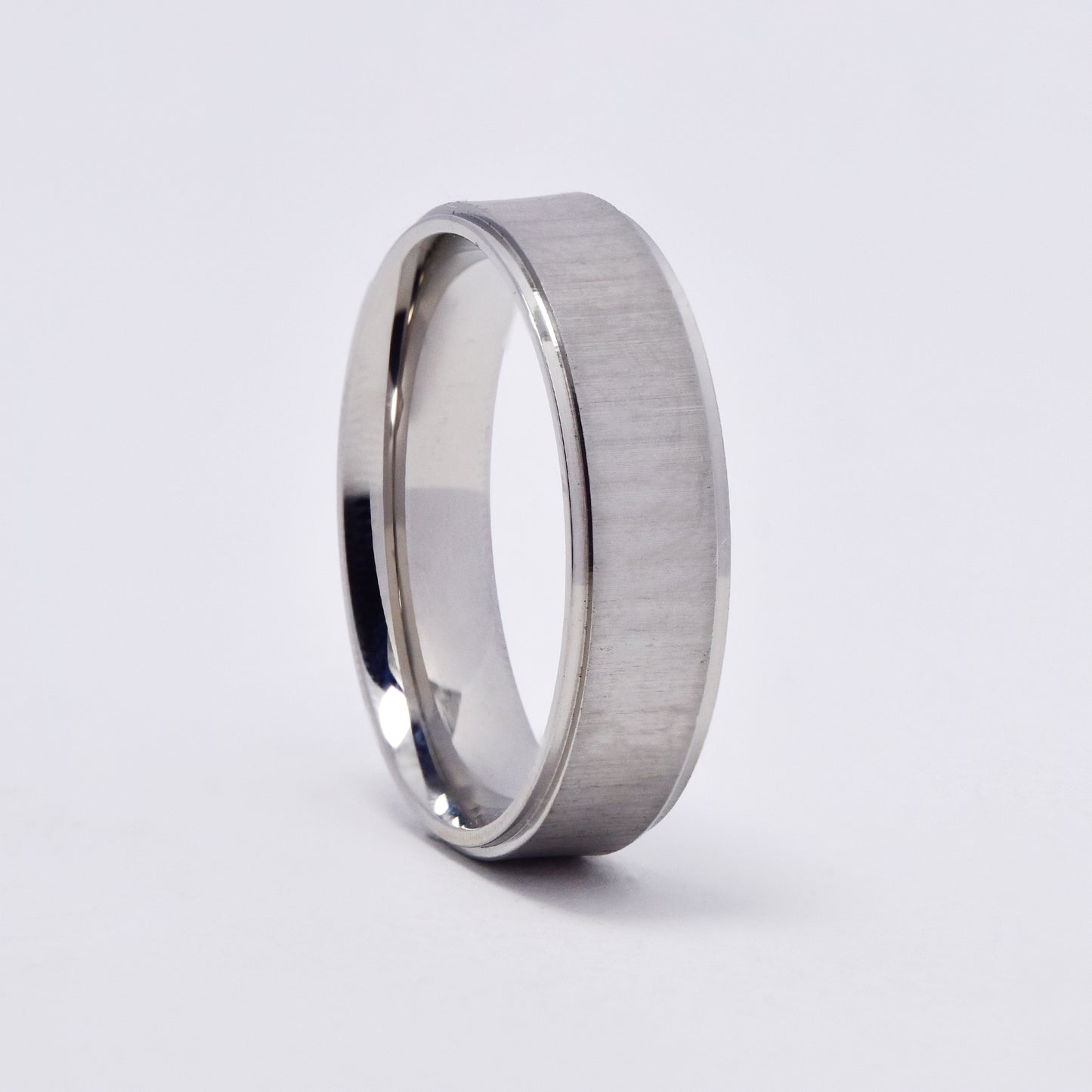 SSMR3090 - Steel 6mm brushed center band