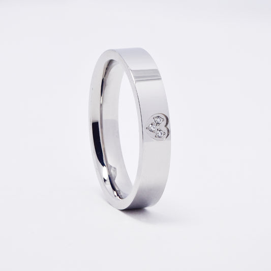 SSMR3093 - Steel 4mm heart CZ band