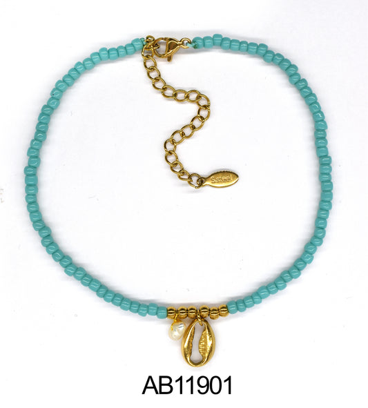Turquoise beaded gold shell charm anklet