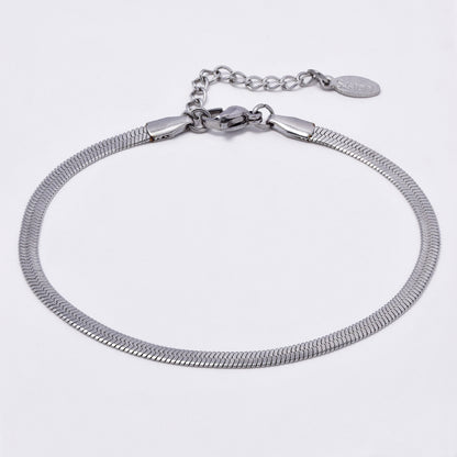 Stainless steel herringbone bracelet Length: 18 + 3cm Width: 3mm