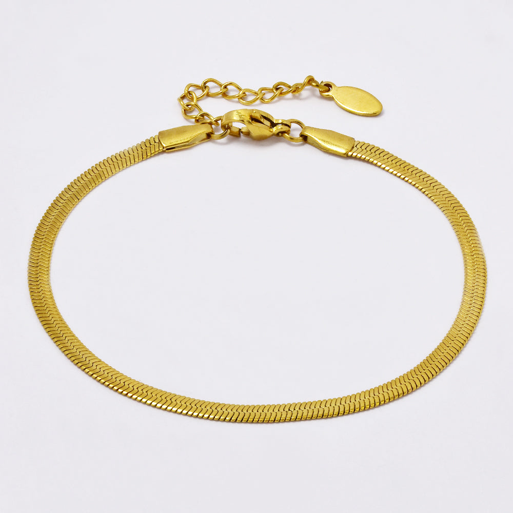 SSYB5018A - Stainless steel 16cm + 3cm x 3mm herringbone bracelet