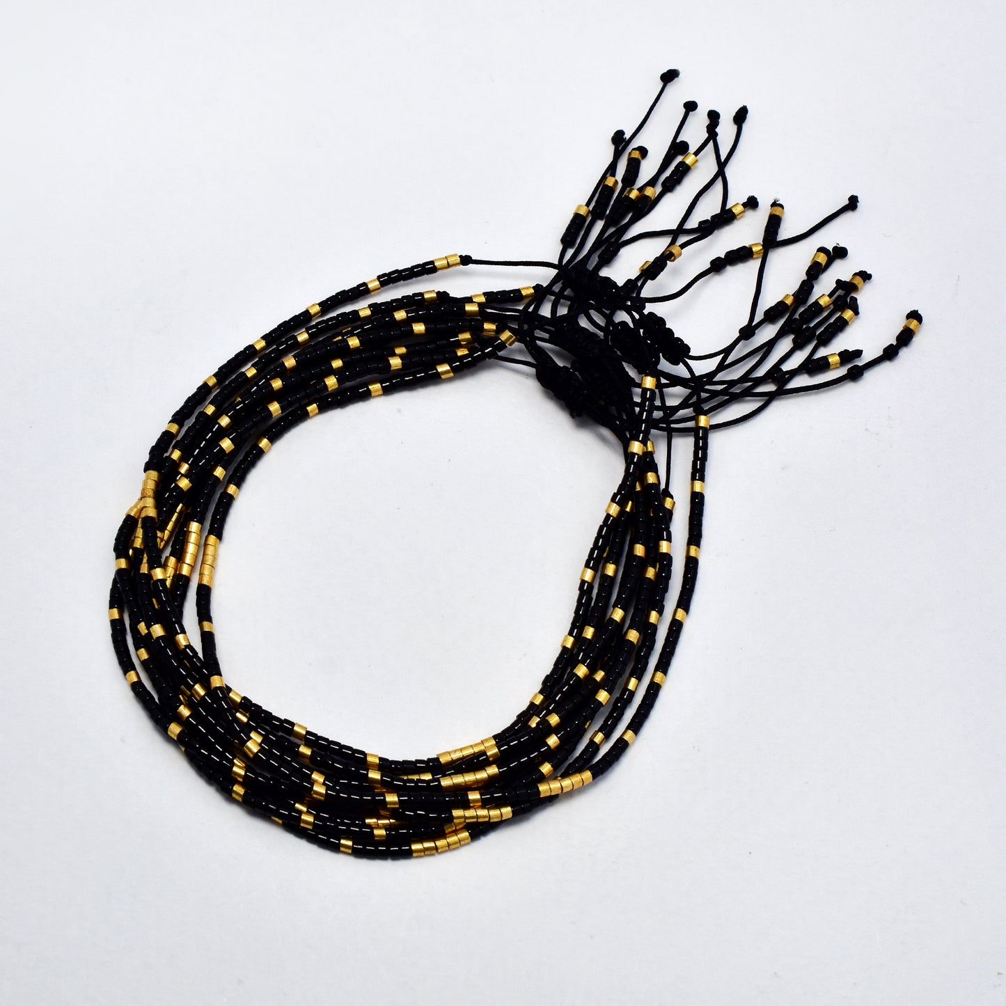 Gold and colour pull through bracelet - 10pk - SSYB5702