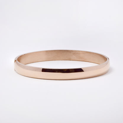 SSYB5891 - Stainless steel 62mm x 55mm x 8mm hinged bangle