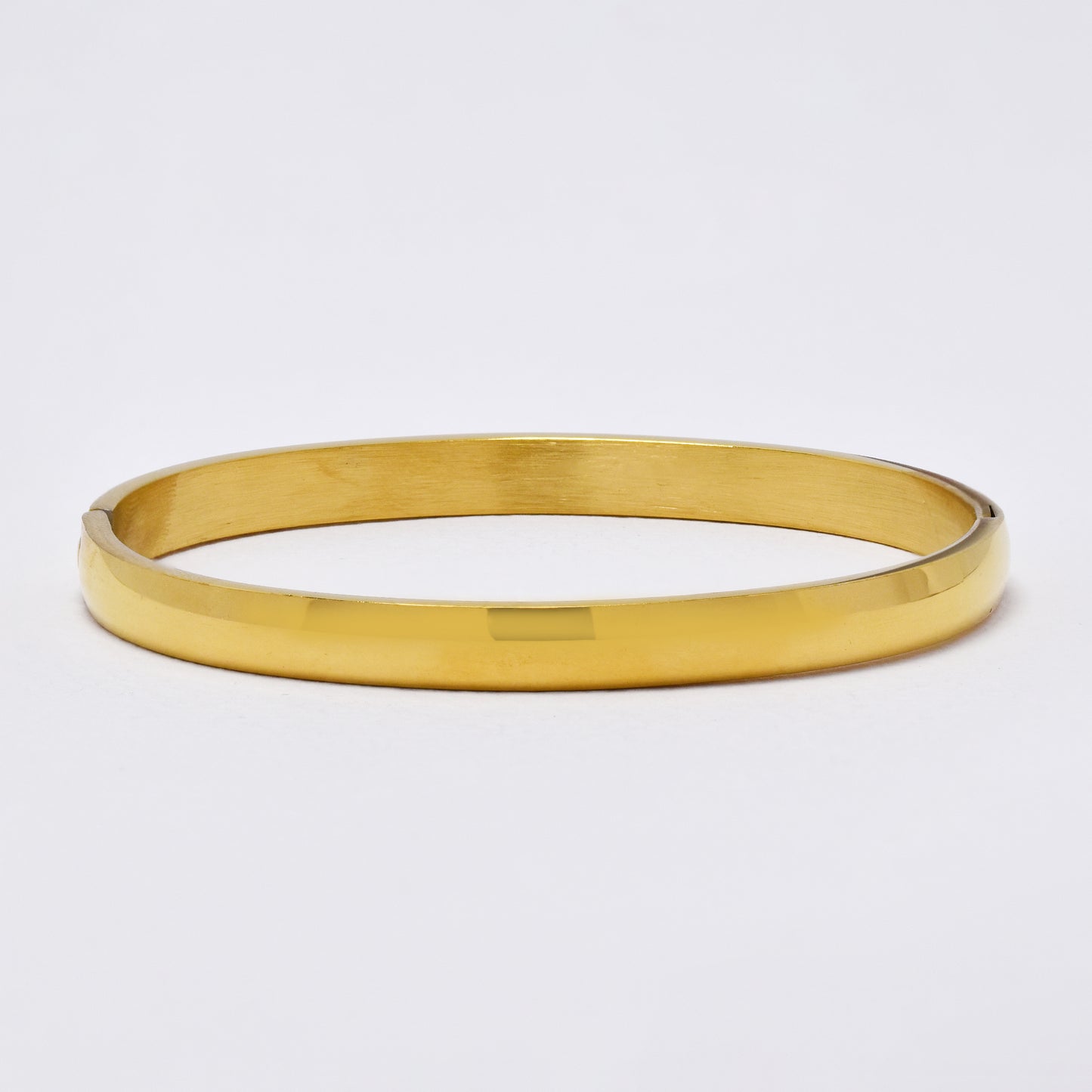 SSYB6269 - St Steel 64mm x 55mm x 6mm hinged bangle