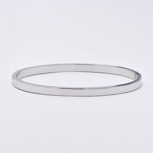 SSYB6270 - St Steel 66mm x 54mm x 4mm hinged bangle