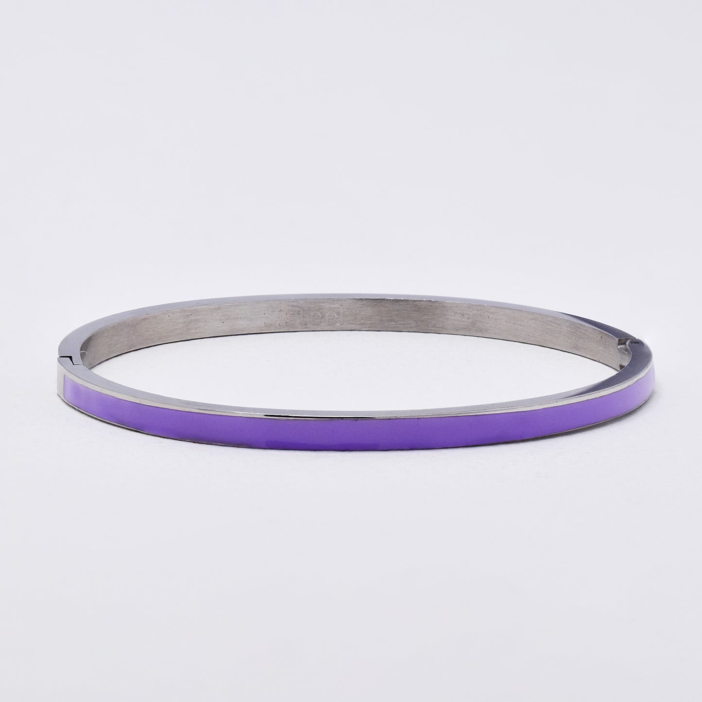 SSYB6276 - St Steel 65mm x 55mm x 4mm hinged bangle with enamel colour