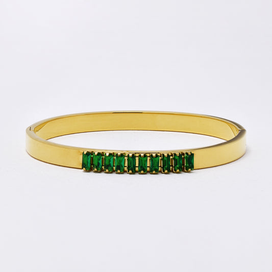 SSYB6286 - St Steel 65mm x 55mm x 6mm hinged bangle with green vertical stone
