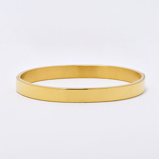 SSYB6301 - St Steel 75mm x 62mm x  8mm flat hinged bangle