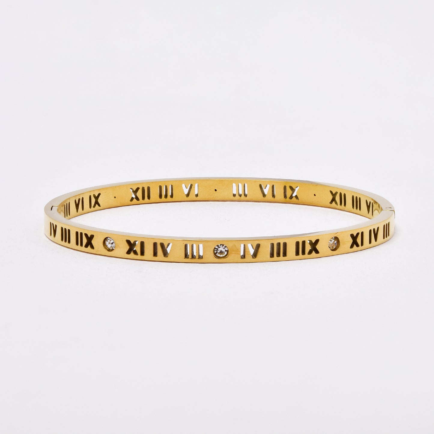 SSYB6407 - S Steel 63.5mm x 53.5mm x 4mm hinged Roman numeral bangle