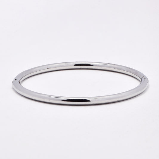 SSYB6637 - St Steel 67mm x 4mm round hinged bangle