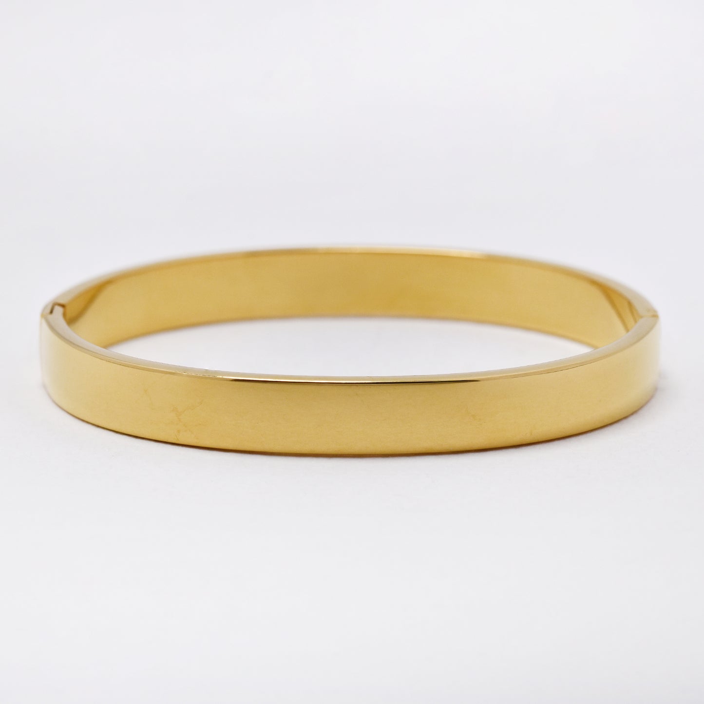 SSYB6755 - St Steel 65mm x 55mm x 8mm hinged bangle