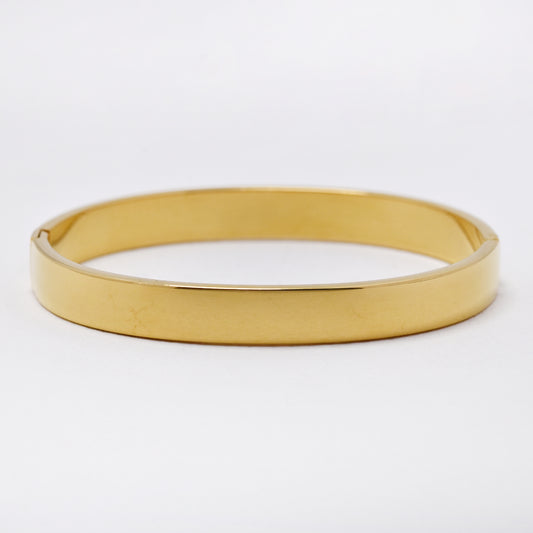 SSYB6755 - St Steel 65mm x 55mm x 8mm hinged bangle
