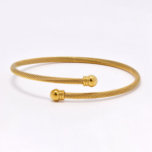 SSYB6761 - St Steel 3mm wide wire wrap bangle
