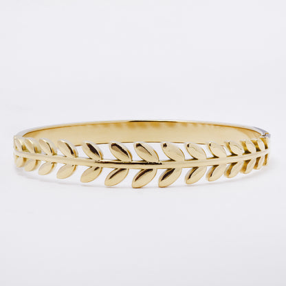 SSYB7255 - Steel 62mm x 48mm x 11mm leaf hinged bangle