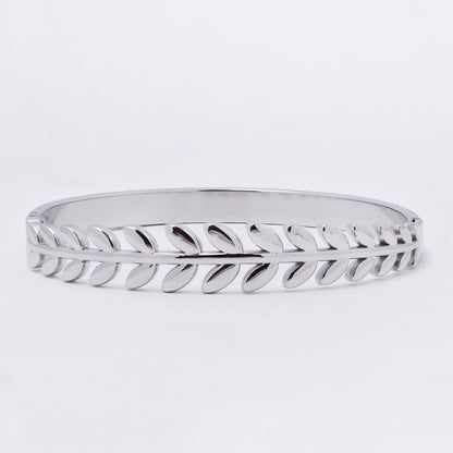 SSYB7255 - Steel 62mm x 48mm x 11mm leaf hinged bangle