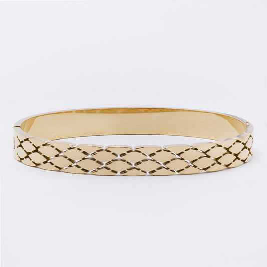 SSYB7260 - Steel 61mm x 49mm x 8mm lattice hinged bangle