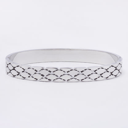 SSYB7260 - Steel 61mm x 49mm x 8mm lattice hinged bangle