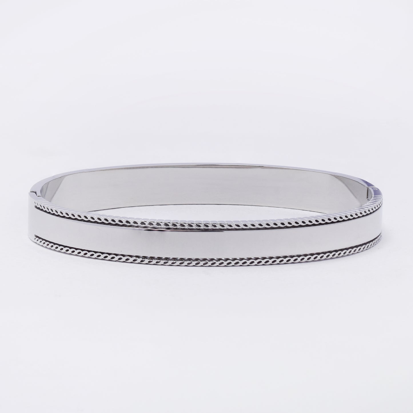 SSYB7263 - Steel 62mm x 49mm x 7.5mm textured edge hinged bangle