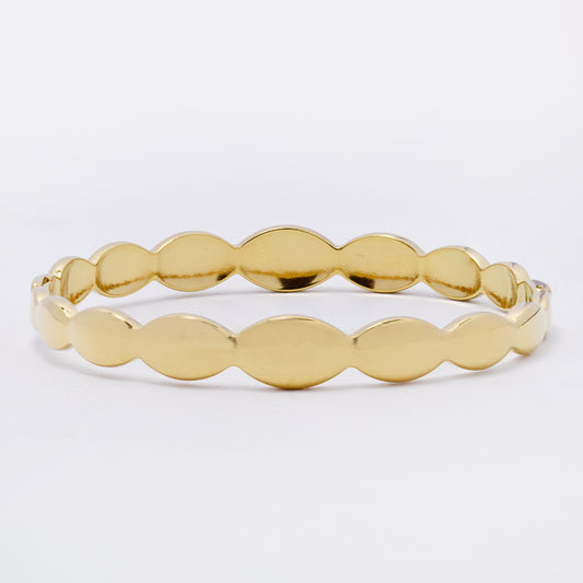 SSYB7419 - Steel 60mm x 52mm x 9mm oval shaped hinged bangle