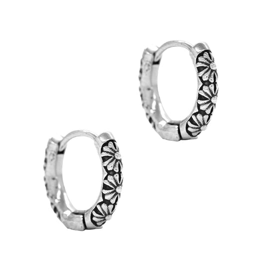 Stainless steel flower pattern oxidized huggie earrings - SSYE3383