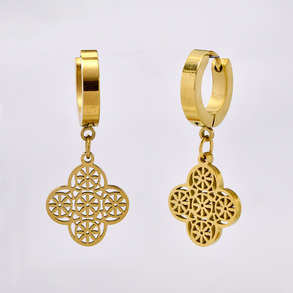 Stainless steel gold decorative flower earring