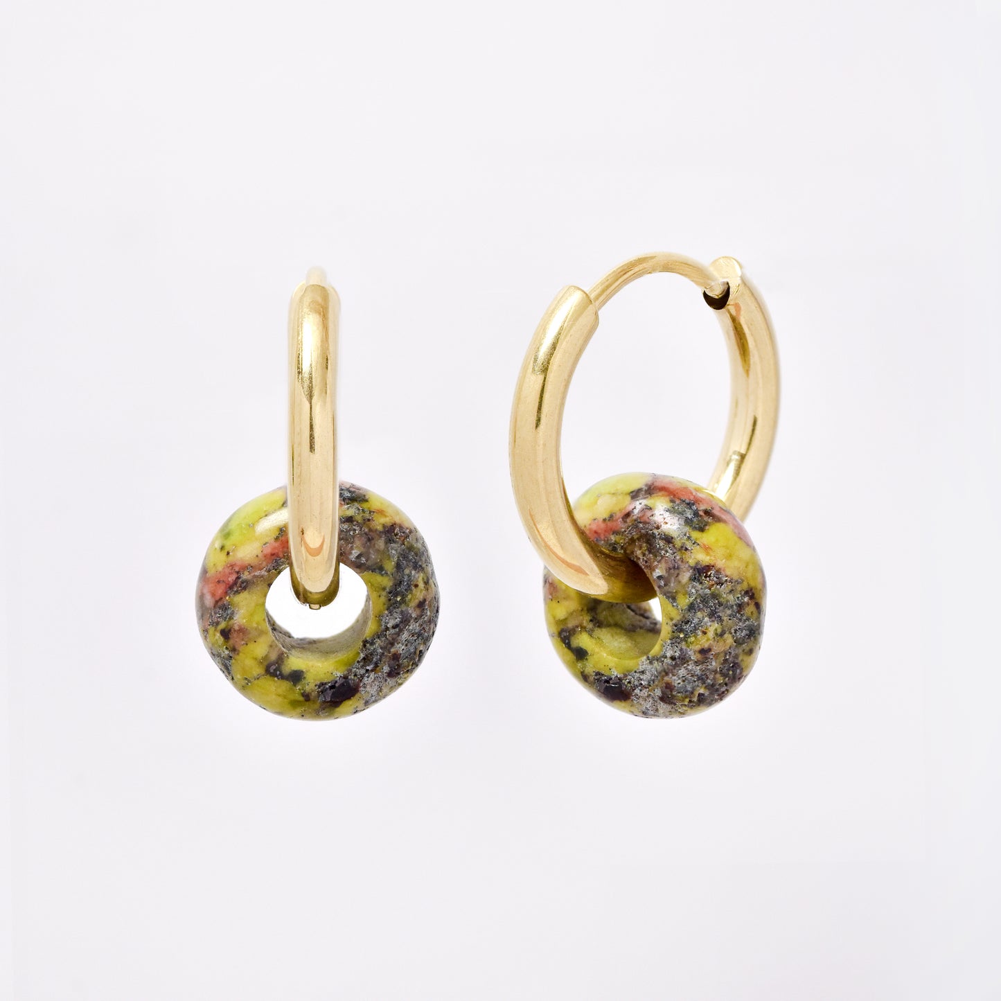 SSYE5894 - Steel 10mm natural stone donut hoop