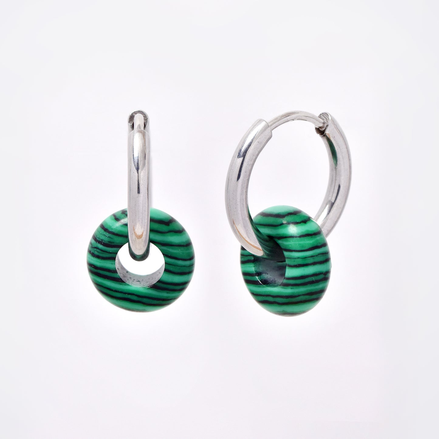 SSYE5894 - Steel 10mm natural stone donut hoop