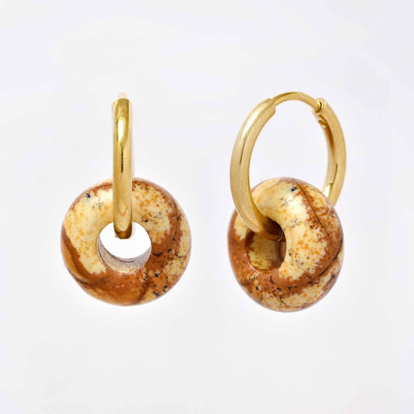 SSYE5895 - Steel 14mm natural stone donut hoop