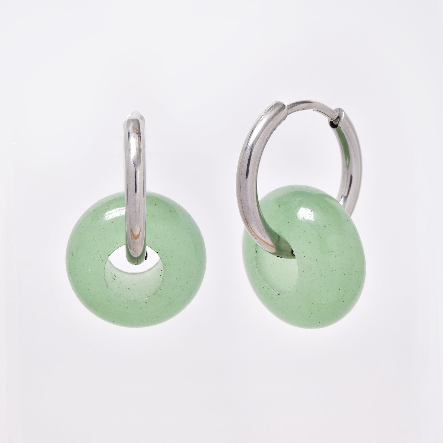 SSYE5895 - Steel 14mm natural stone donut hoop