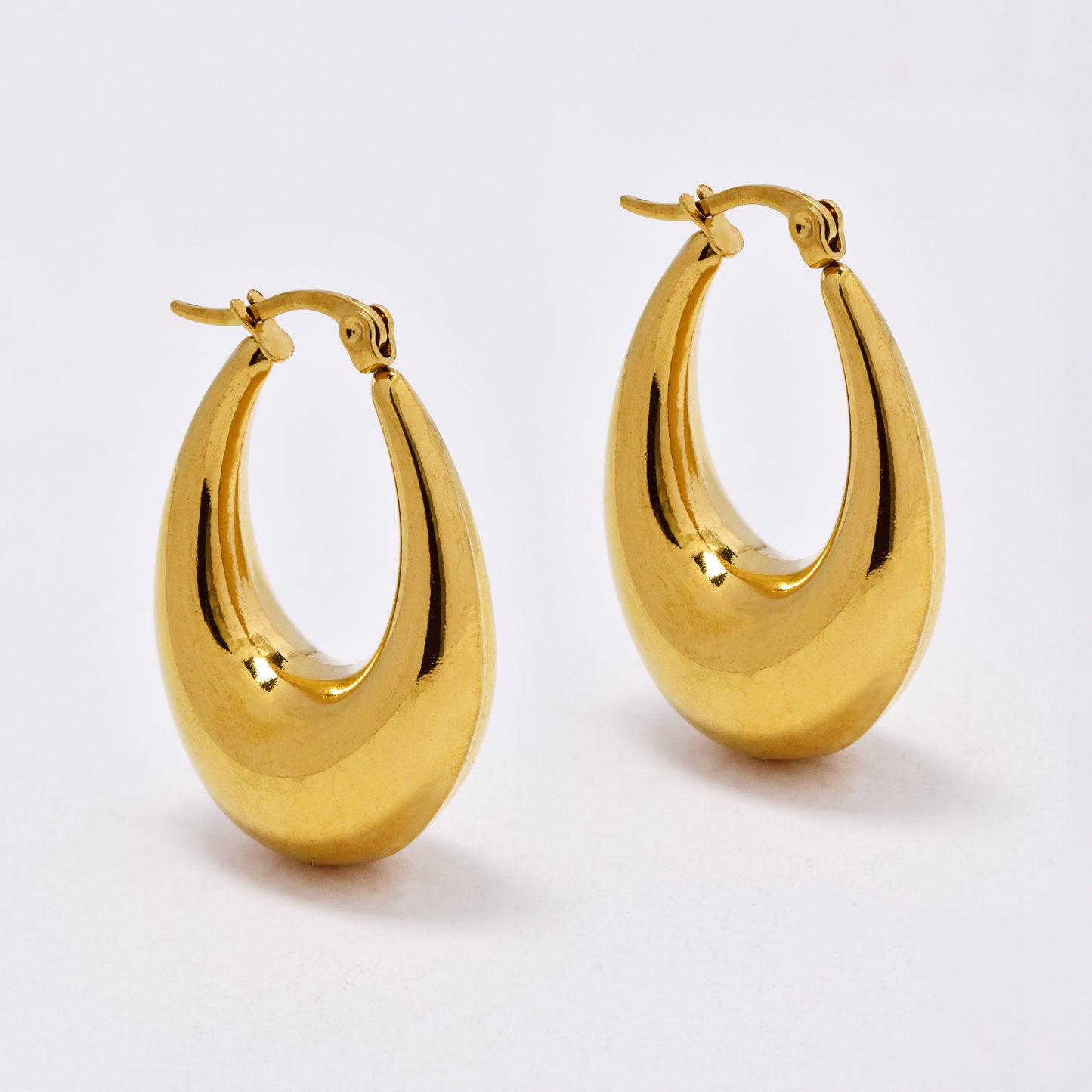 SSYE5975 - 33mm x 23mm creole hoop earring