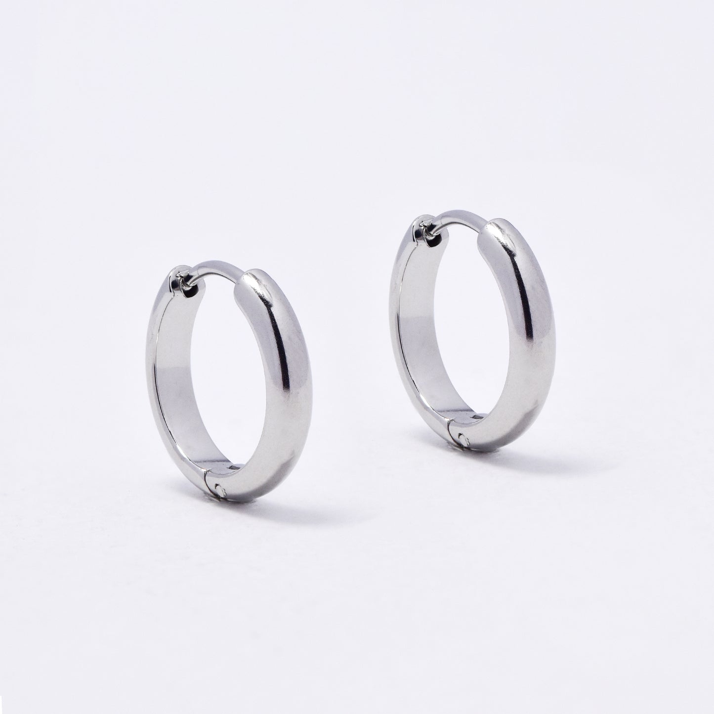SSYE6372 - St Steel 3mm x 16mm domed hoop