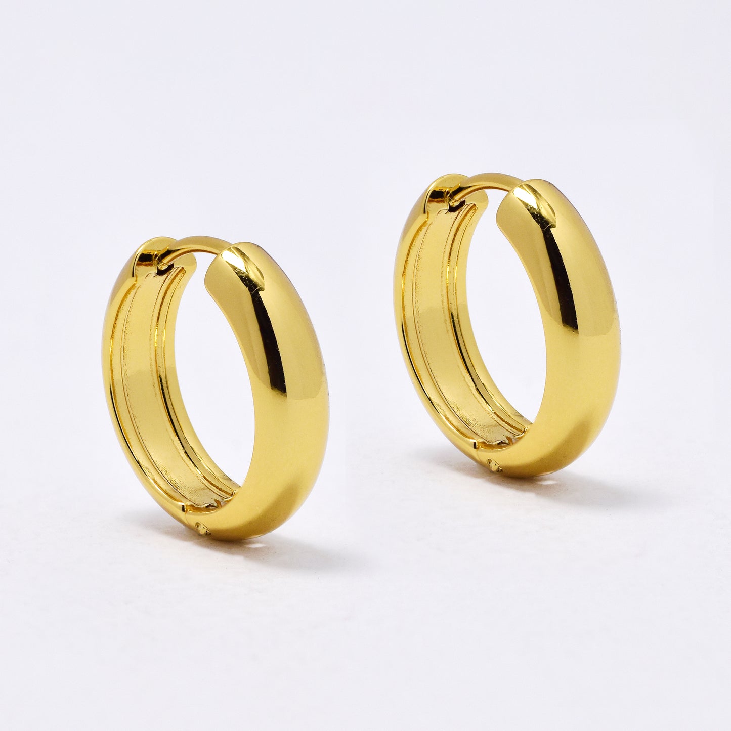 SSYE6378 - St Steel 5mm x 19mm domed hoop