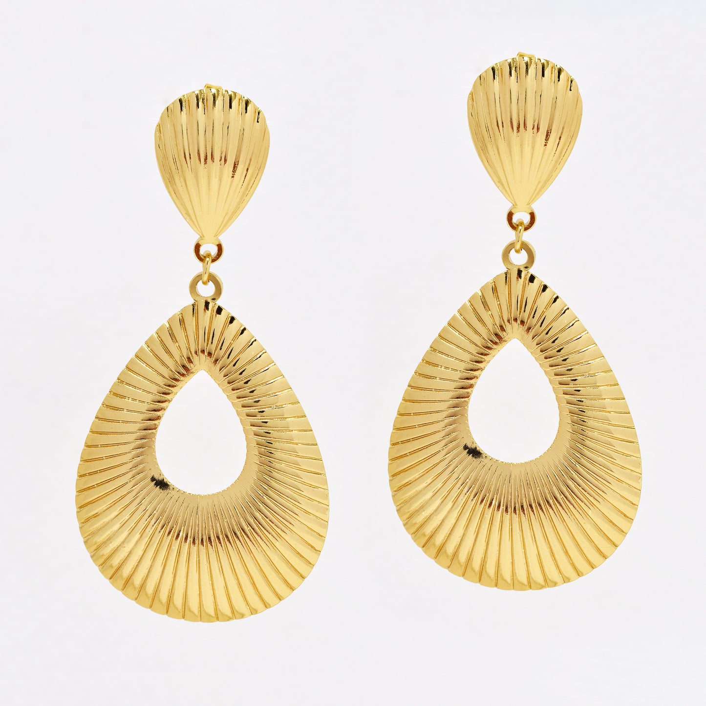 SSYE6384 - St Steel 64.3mm x 29.7mm statement drop earring