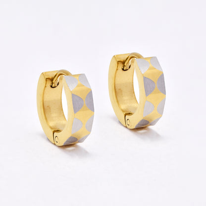 SSYE6639 - St Steel 13.5mm x 4mm huggies with hammered finish
