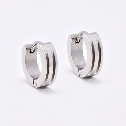 SSYE6643 - St Steel 13.5mm x 4mm two groove huggies