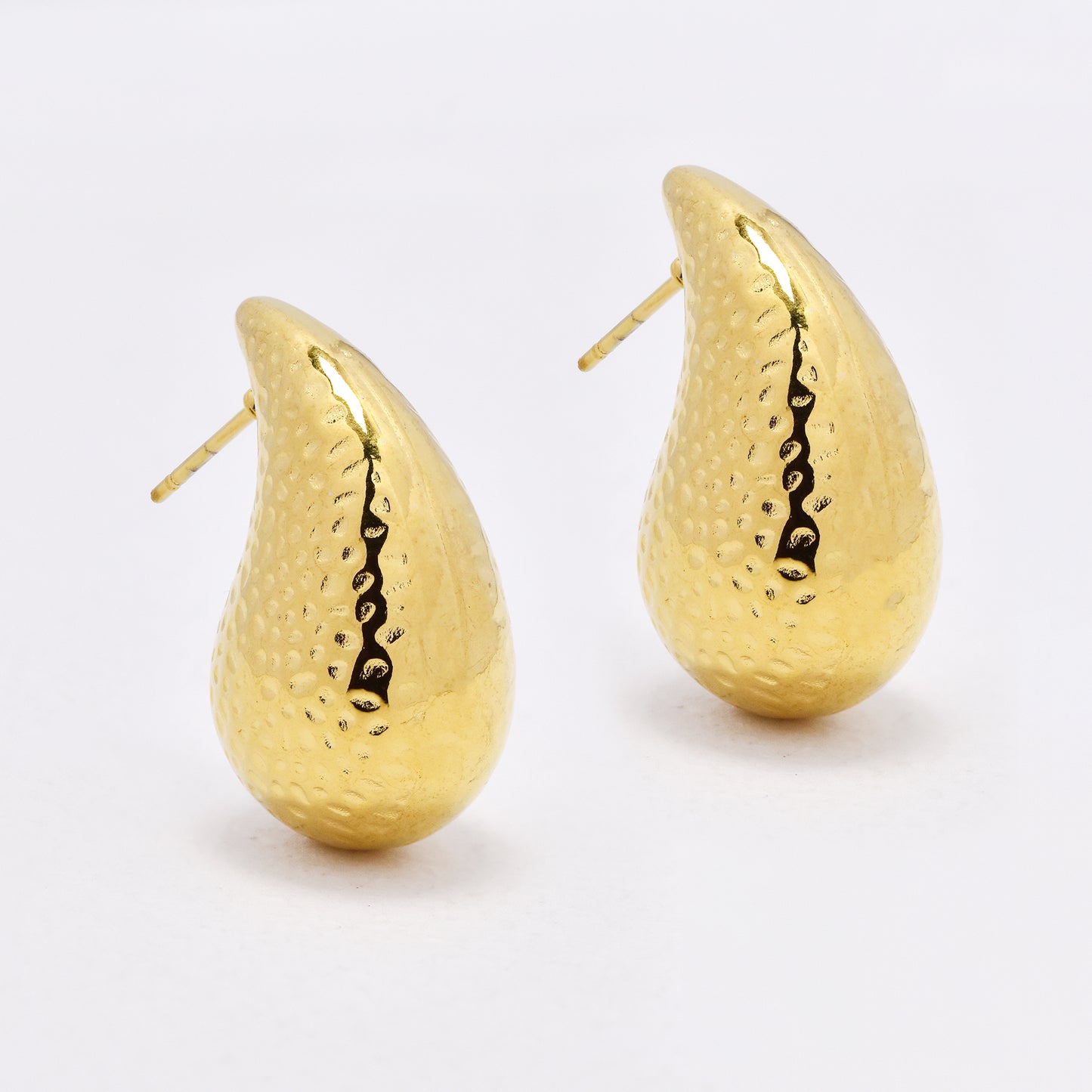 SSYE6649 - St Steel 26mm x 13mm textured teardrop studs