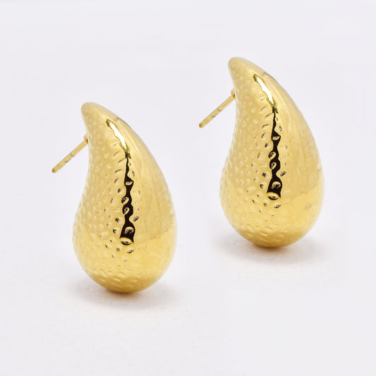 SSYE6649 - St Steel 26mm x 13mm textured teardrop studs