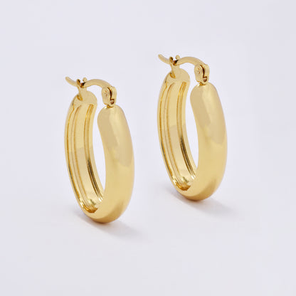 SSYE6811 - Steel 29mm x 20mm x 6mm oval hoop earring